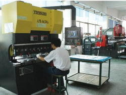 數(shù)控折彎、沖壓