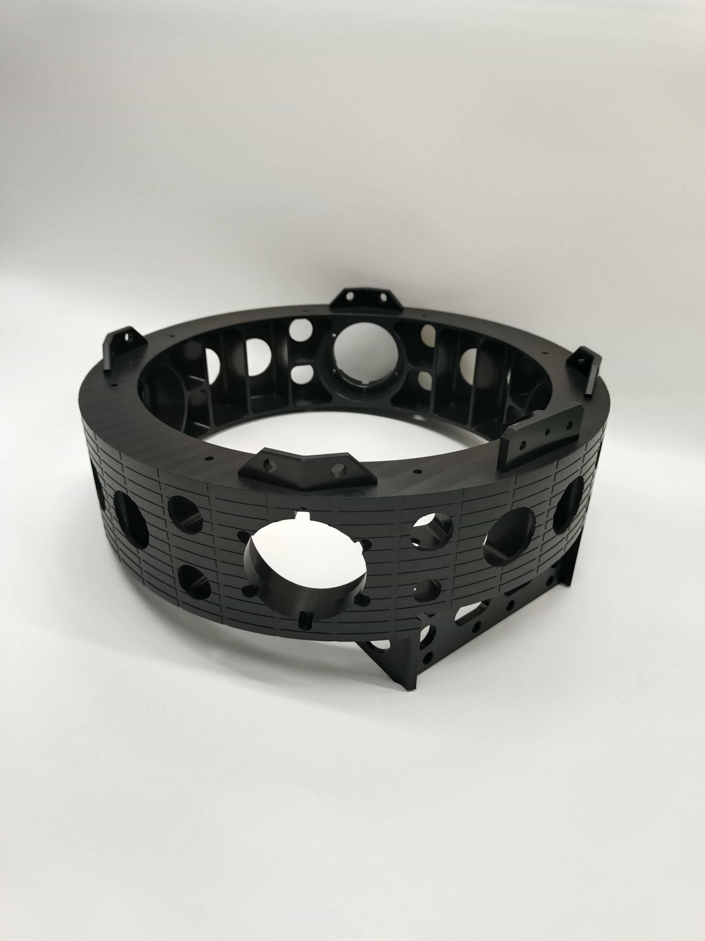 黑色氧化鋁合金殼體