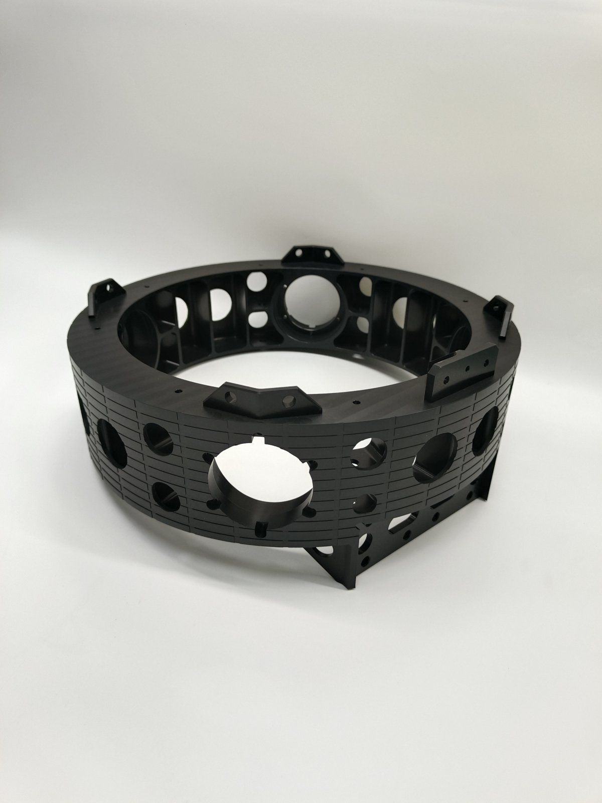 黑色氧化鋁合金殼體