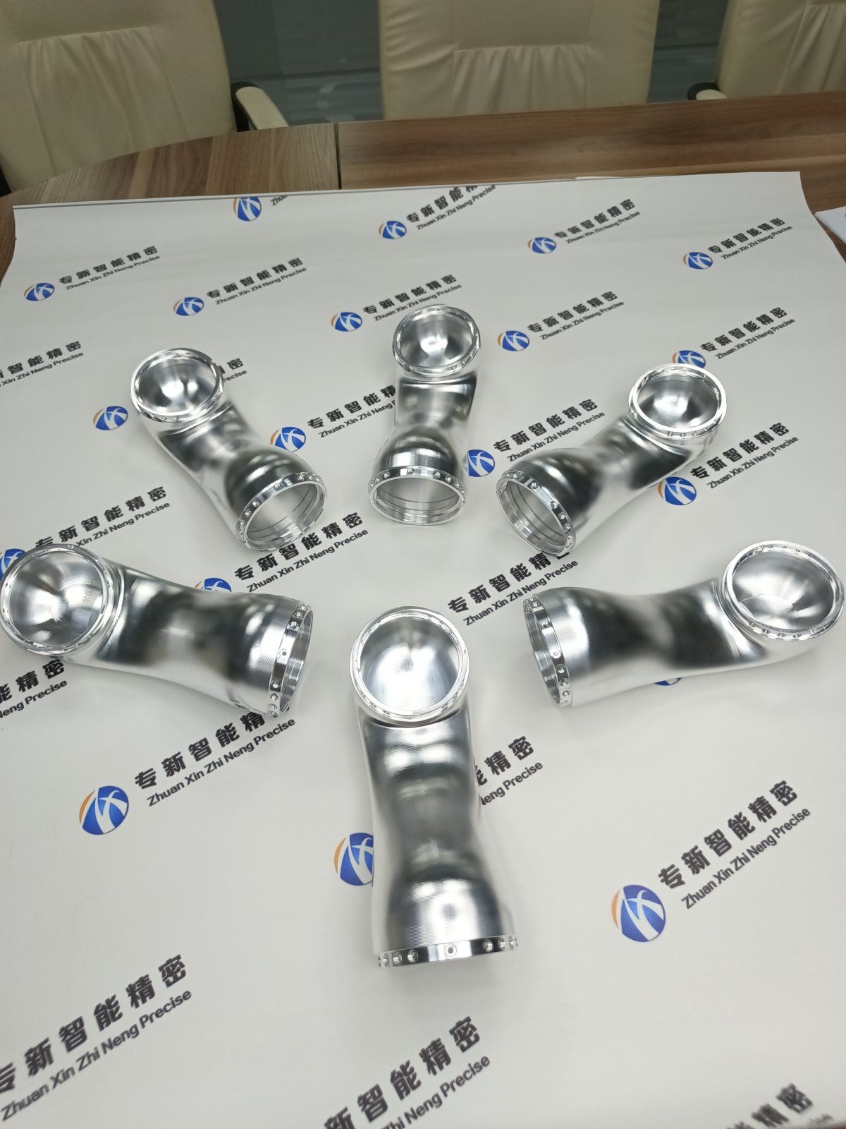 人形機(jī)器人一體連桿