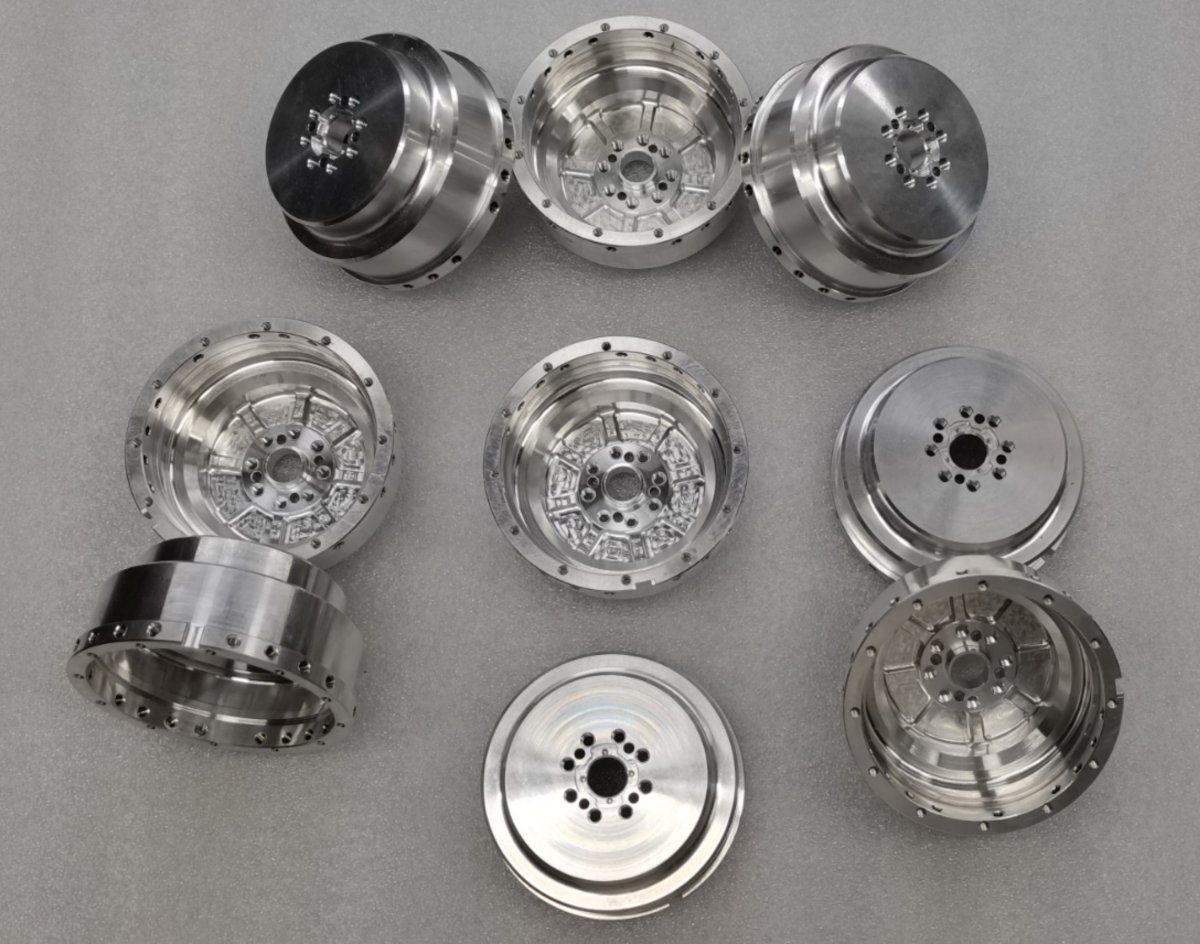 機器人端蓋零件